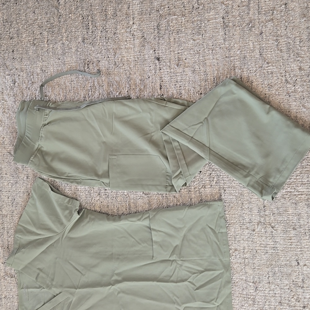 Mandala Scrub Set - Sage - Picture 4 of 4